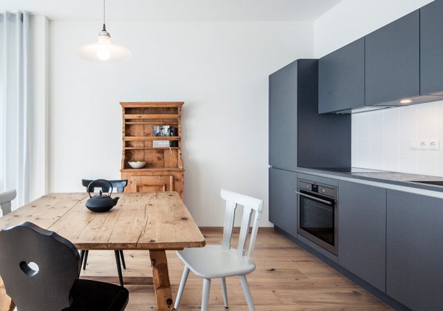 La cucina spaziosa della residenza Franz Kafka